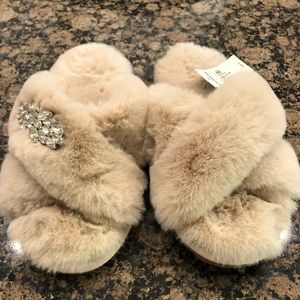 Express Fuzzy Slippers